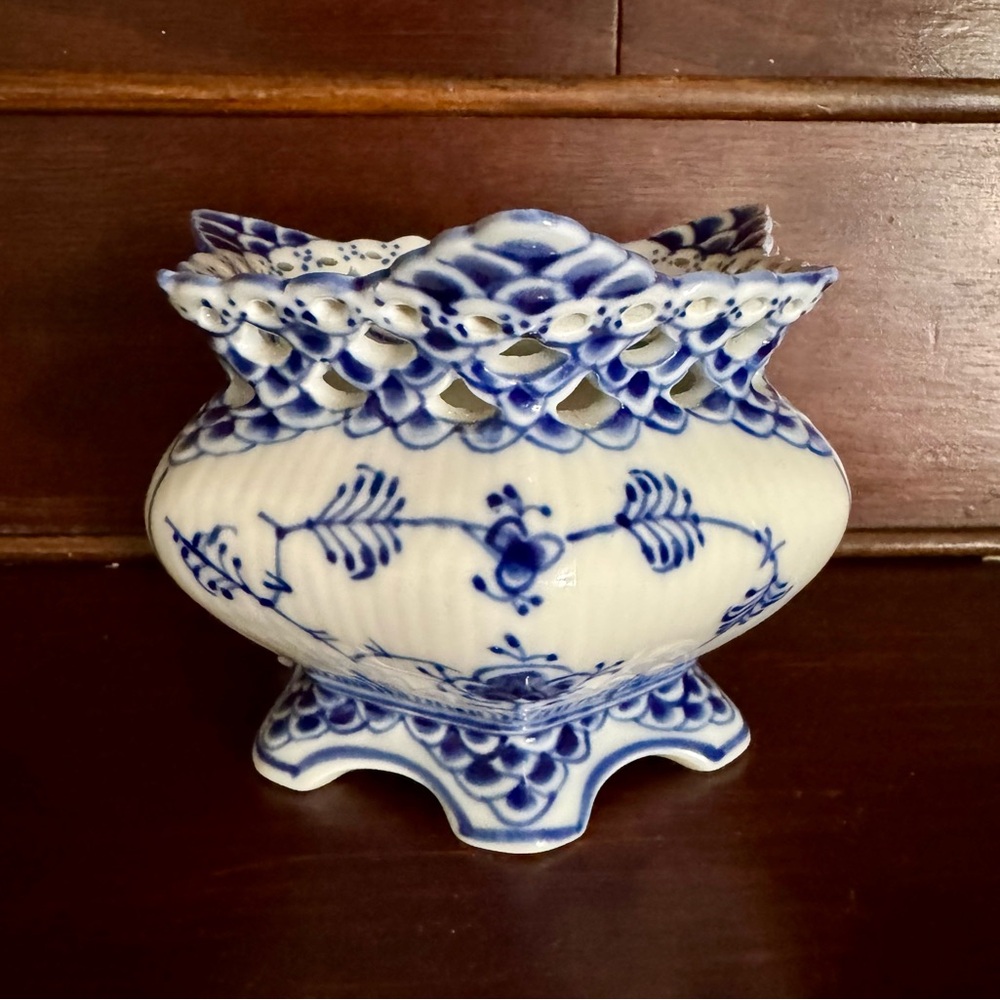 Royal Copenhagen Musselmalet - Sugar Bowl (Blue Fluted) - Picture 2 of 4
